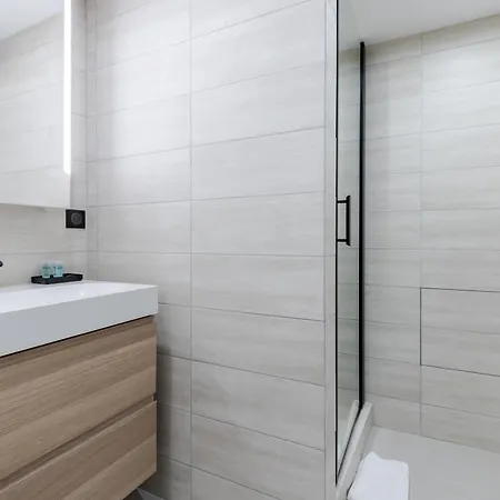 Appartement Design En Duplex 2Br A Oberkampf * 巴黎