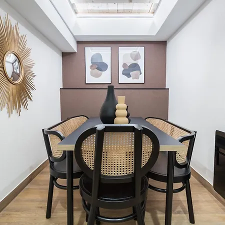 Appartement Design En Duplex 2Br A Oberkampf 公寓 巴黎